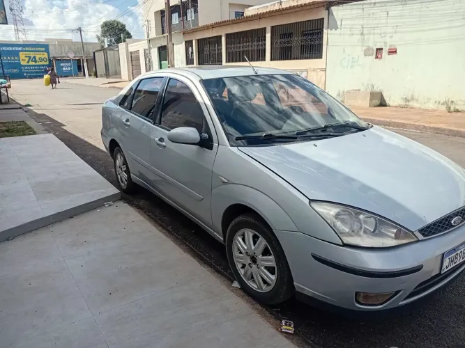 Ford Focus Ghia Sed. 2.0 16v/ 2.0 16V Flex 4P 2007