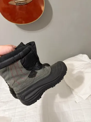 Bota de neve infantil tamanho 6 anos