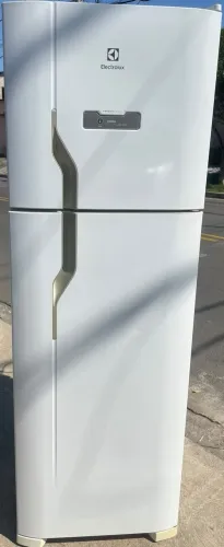 VENDO GELADEIRA FROST FREE 410 LITROS FUNCIONANDO 127v 03 MESES DE GARANTIA