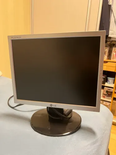 Monitor LG Flatron