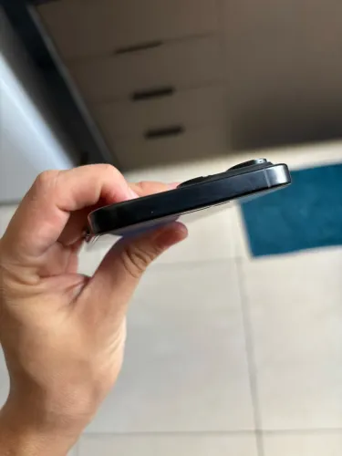 iPhone 16PRO MAX 256G super novo, quase não usado. 