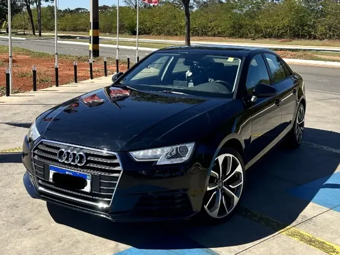 Audi A4 Attraction 2.0 TFSI 190cv S Tronic 2017
