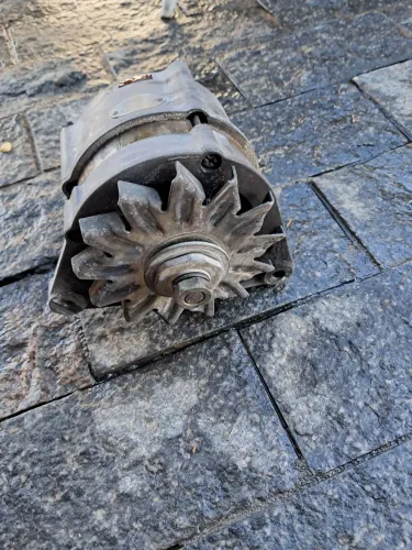 Alternador Gol Voyage Parati Saveiro Quadrado original usado 65A Borch 