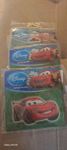 Boneco inflavel carros disney