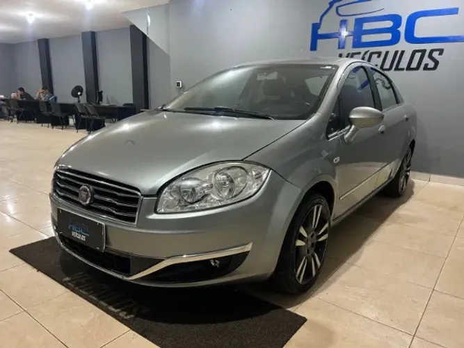 Fiat Linea Absolute 1.9/1.8 Flex Dualogic 4P 2015