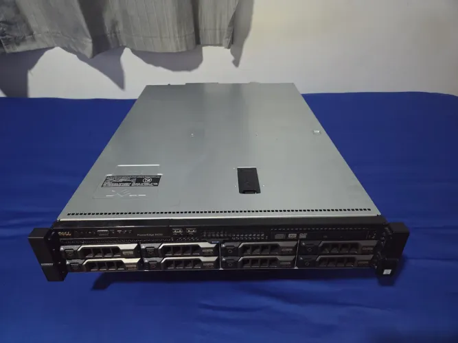 Servidor Dell PowerEdge R530, 2x intel xeon, 64gb ram ddr4, 1x SAS ssd 480gb, 7x hd 1.8tb