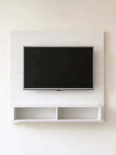 VENDO Painel para TV Branco com Nicho - Moderno e Muito Conservado