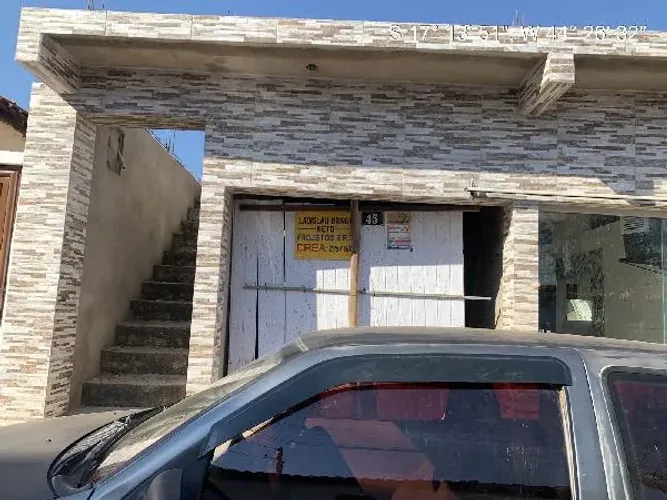 Oferta exclusiva Casa no Centro, Jequitai - MG, Nº 45, 3 quartos, 1 vaga, 314m² | Venda O