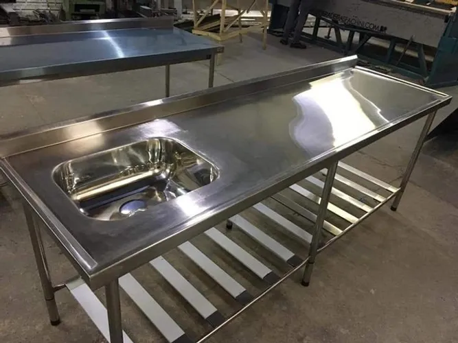 Mesa Inox 2,40m com Cuba Grande