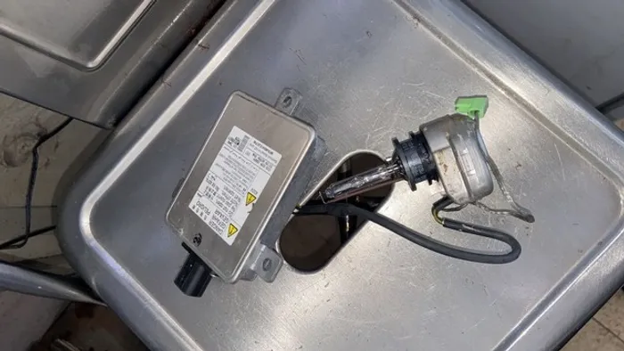 Reator do farol lancer 2019 xenon 