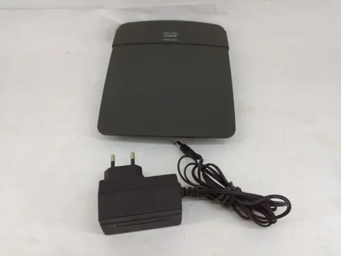 Roteador Wireless Cisco e900  Usado