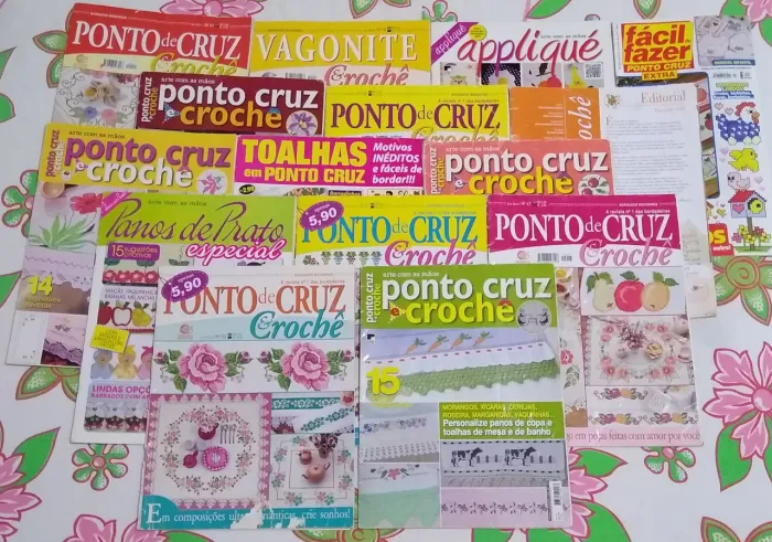 Revistas de crochê variadas