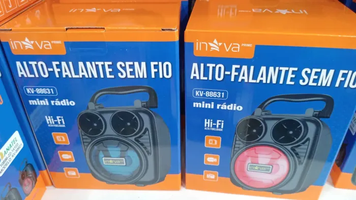 Caixa Bluetooth com radio fm uma joia de produto