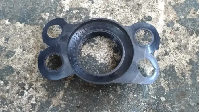 Suporte do Miolo da Calota Nissan Versa 2015 a 2020 202014016845