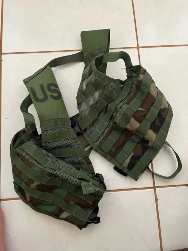 Colete US Woodland molle 2