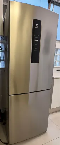 Geladeira Electrolux IB55S Frost Free Inverse 488 L cor Inox 220V