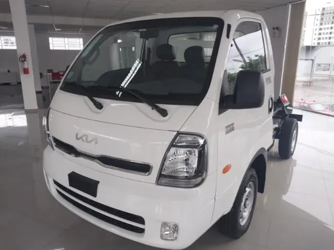 Kia Bongo K2500 4X4 2025/2026 MANUAL