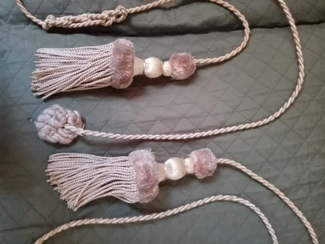 Pingente/Boneca para cortina