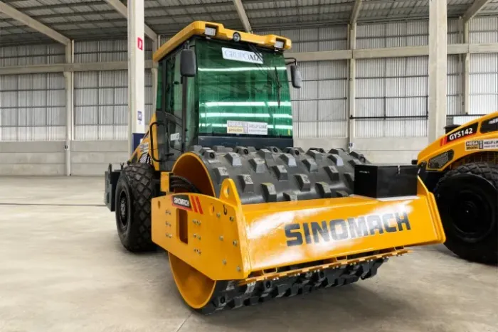 Rolo Compactador Sinomach GYS142