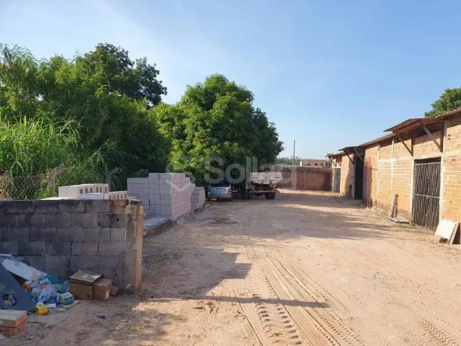 Terreno residencial/comercial à venda no bairro Capela em Vinhedo - interior de São Paulo.