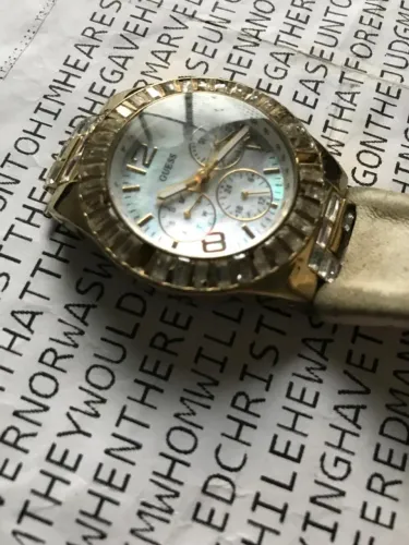 relogio guess original dourado madriperola top