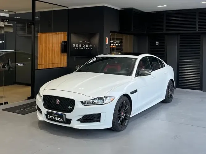 Jaguar XE P250 R-SPORT 2.0 2018, revisado, teto solar, ótimo estado!