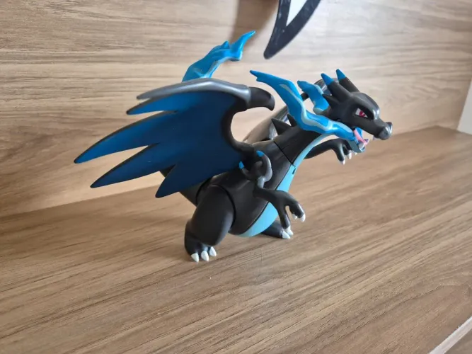 Action Figure Pokémon Mega Charizard X articulado 17cm 2016