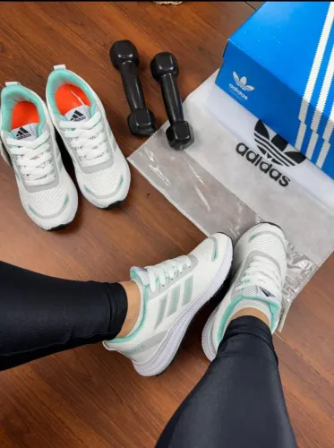 Adidas sl