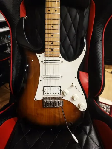 Guitarra Ibanez AT10P Andy Timmons 