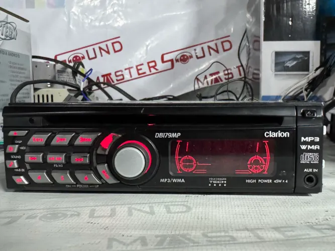 Cd rádio auxiliar com Bluetooth clarion na promoção so 199,99