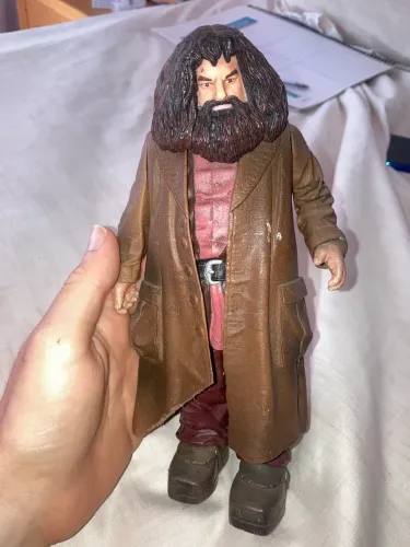 Boneco Hagrid