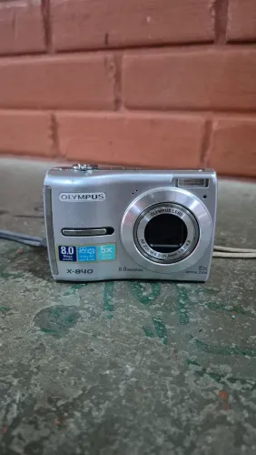 Câmera Olympus x840