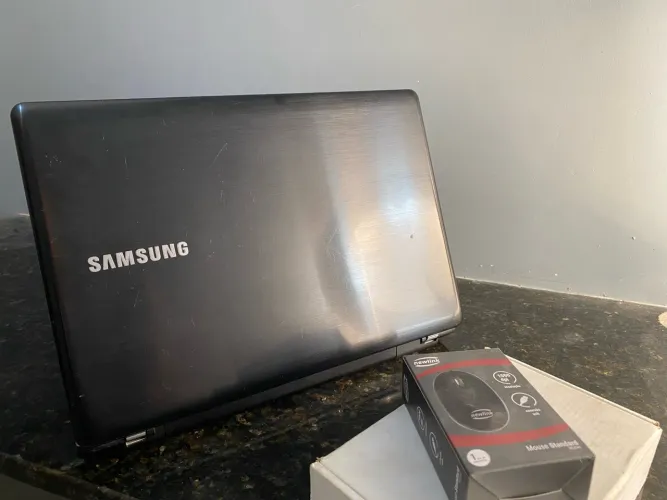 Samsung 370E - 4gb - ssd 240gb - i3 - bateria boa 