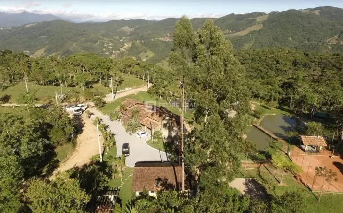 Chácara em Varginha - Santo Amaro da Imperatriz, SC
