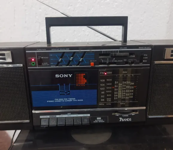 Rádio SONY antigo CFS-3000S AM FM - 7 Bandas  BOMBOX 