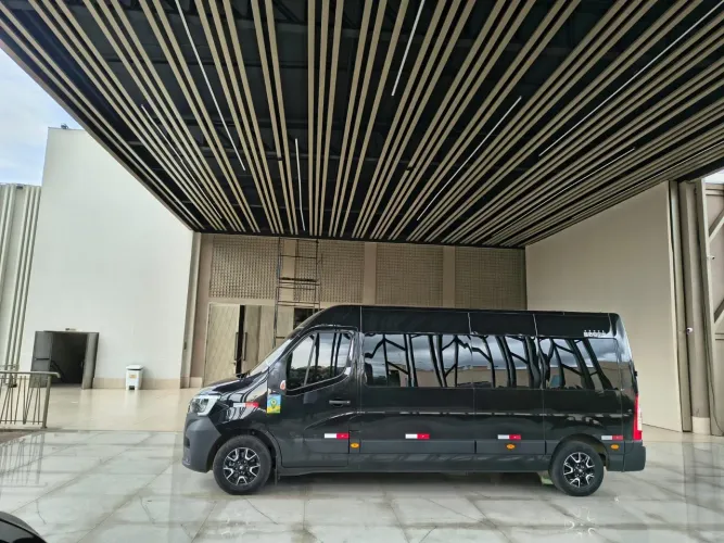 Locação de Van para shows eventos privados 