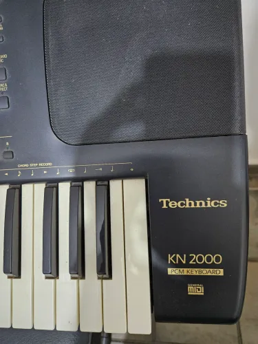 Teclado Tecnics KN 2000 PCM