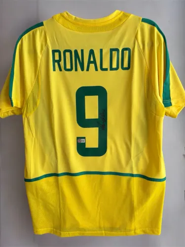 Camisa Ronaldo Fenômeno autografada 