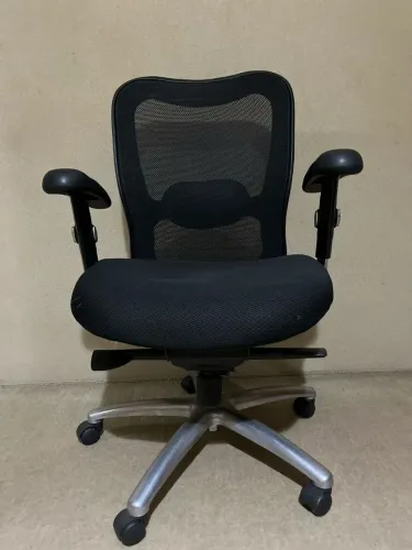 Cadeira de Escritório Mesh Preta