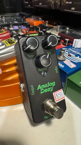 Pedal delay para guitarra
