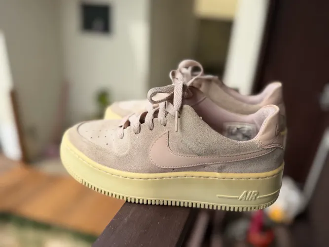 Tênis nike Air force 1 sage xx camurça