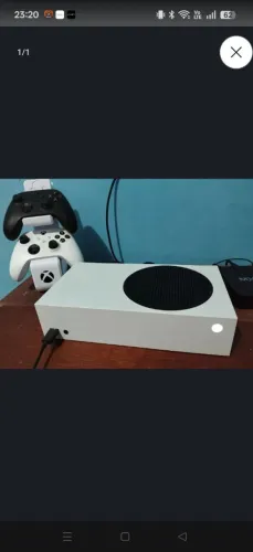 Xbox Series c/ dois controles