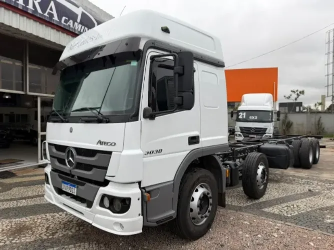 Mercedes Atego 3030 Ano 2022