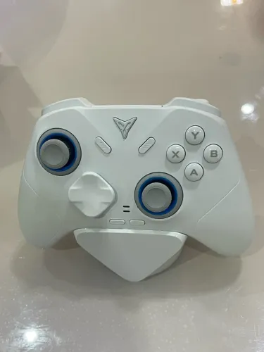 Flydigi direwolf 4 controlador