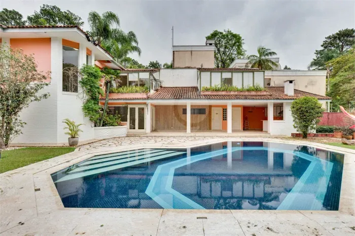Casa 4 suítes 6 vagas 950m² de terreno a venda no Alto da Boa Vista - São Paulo