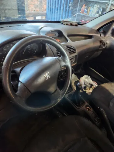 Peugeot 206 Techno/ Feline 1.6/ 1.6 Flex 16V 5P 2005