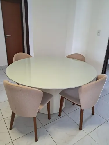 Kit mesa de jantar + Rack + Aparador