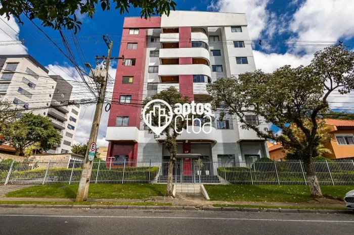 Apartamento de 3 dormitórios sendo 1 suíte no Bacacheri - Curitiba/PR