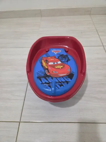 Troninho infantil