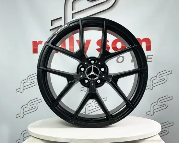Jogo de Roda Mercedes Classe C Preto Semi-Brilho 5x112 - 20x8,5 e 20x9,5 Offset 38 (Nv)